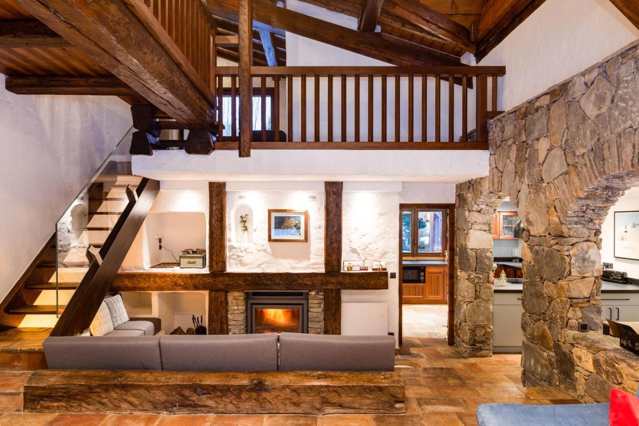 Chalet Les Praz - 280Sqm - Sauna Cinema Fitness - 5 Bedrooms In Heart Of Les Praz - By Cozee Rentals Chamonix ภายนอก รูปภาพ