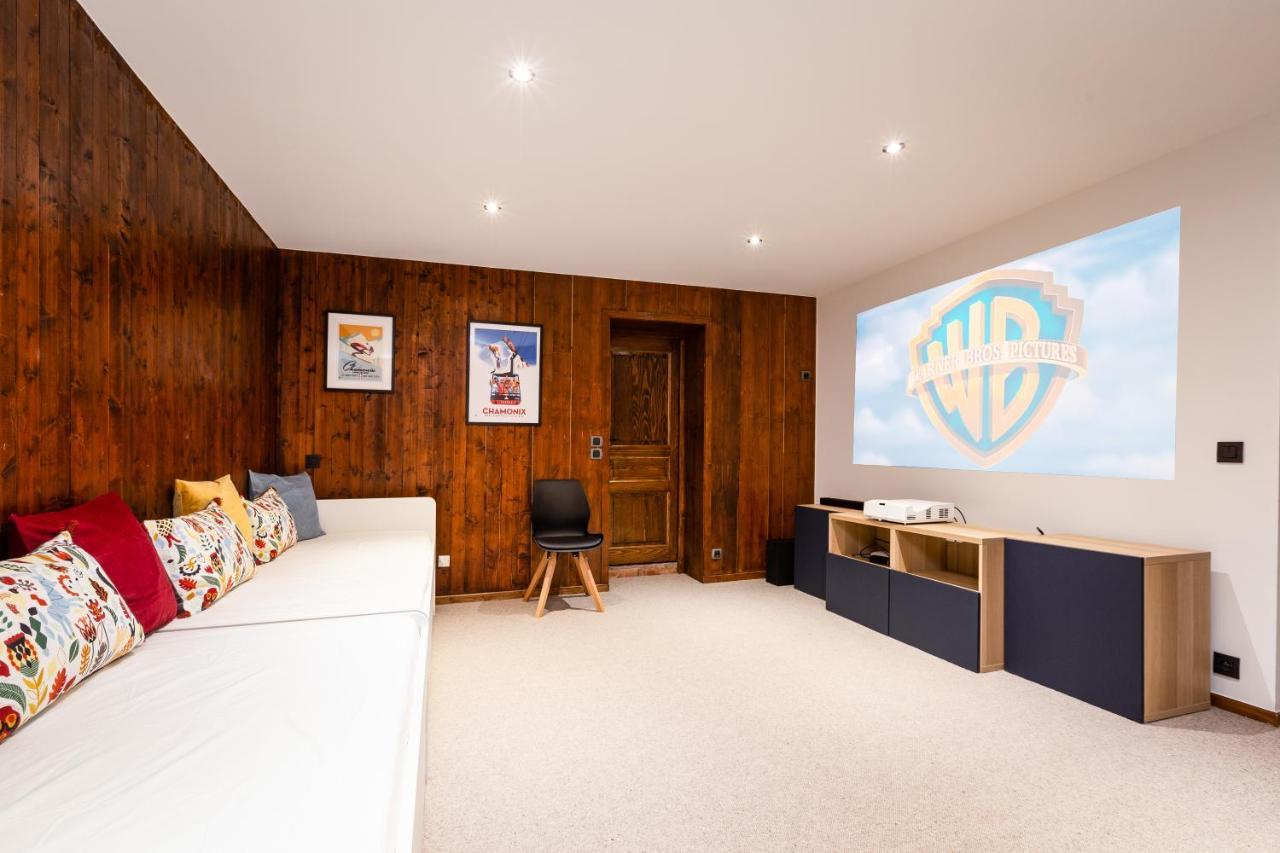 Chalet Les Praz - 280Sqm - Sauna Cinema Fitness - 5 Bedrooms In Heart Of Les Praz - By Cozee Rentals Chamonix ภายนอก รูปภาพ