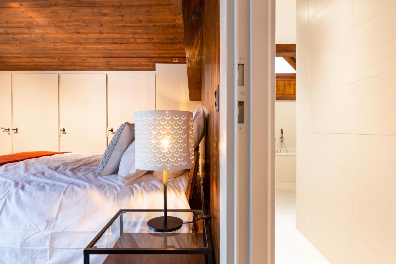 Chalet Les Praz - 280Sqm - Sauna Cinema Fitness - 5 Bedrooms In Heart Of Les Praz - By Cozee Rentals Chamonix ภายนอก รูปภาพ