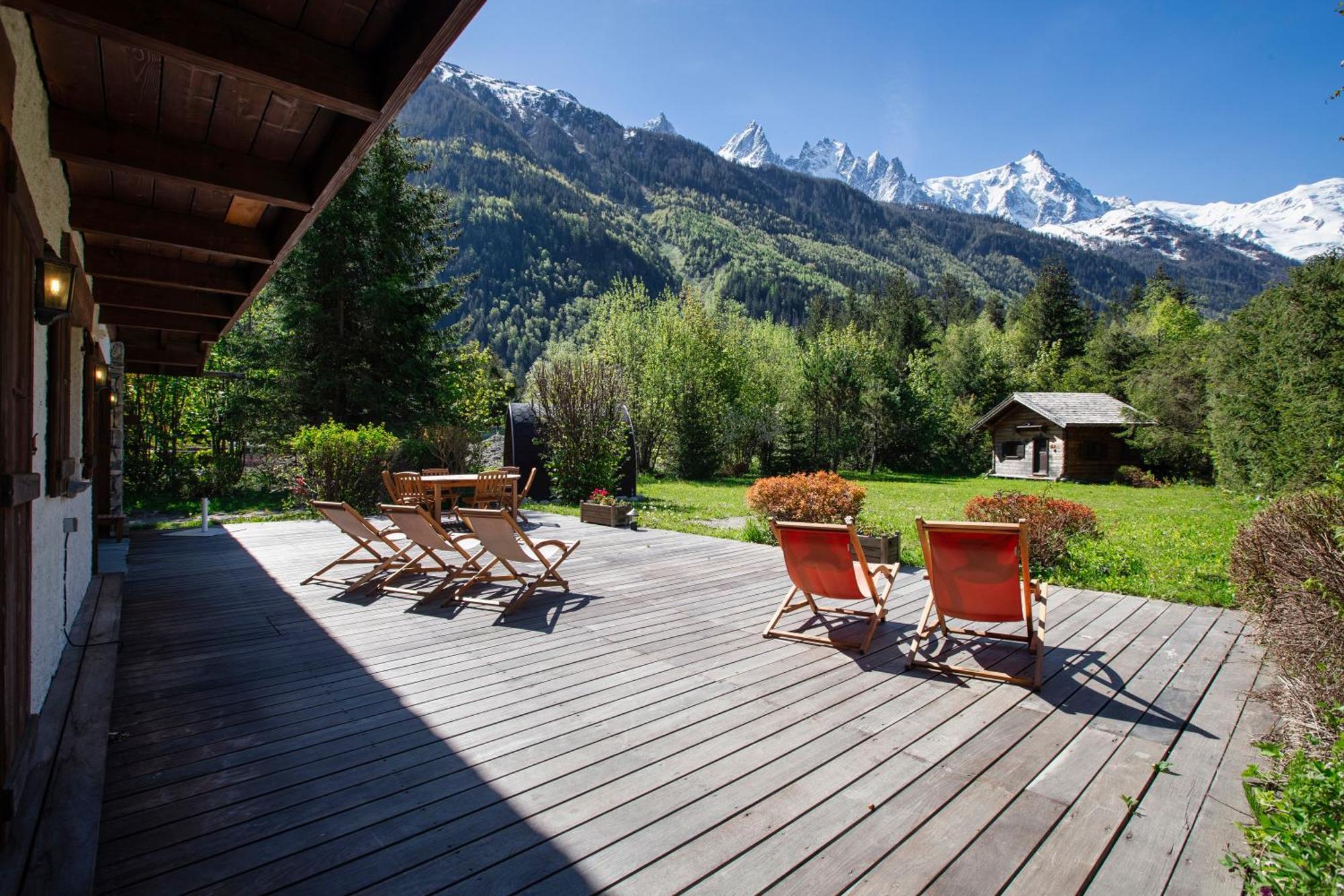 Chalet Les Praz - 280Sqm - Sauna Cinema Fitness - 5 Bedrooms In Heart Of Les Praz - By Cozee Rentals Chamonix ภายนอก รูปภาพ