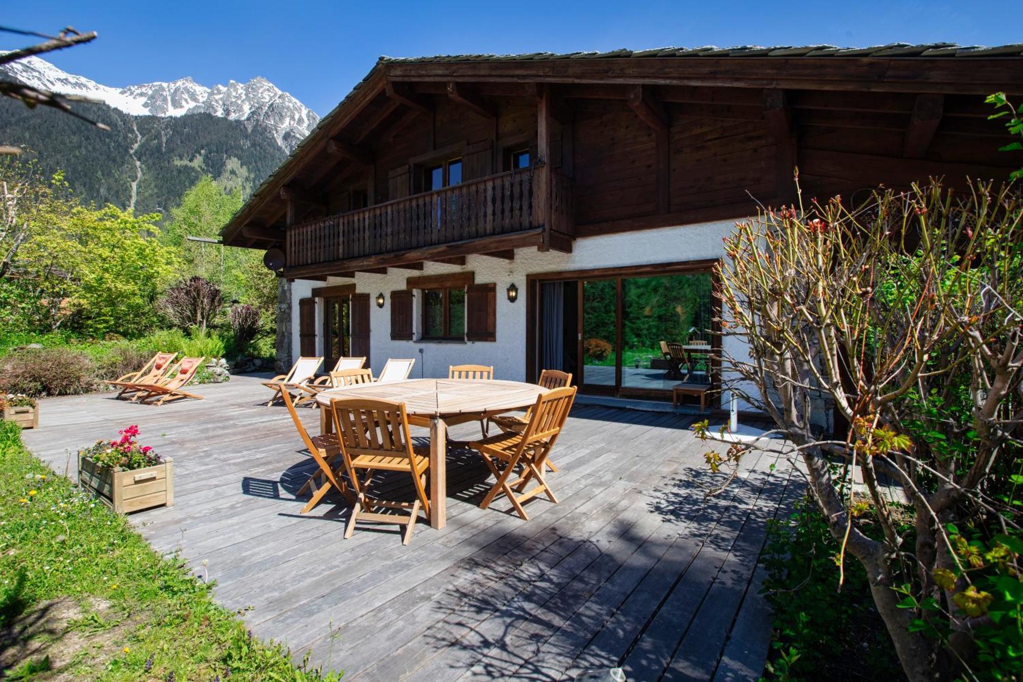 Chalet Les Praz - 280Sqm - Sauna Cinema Fitness - 5 Bedrooms In Heart Of Les Praz - By Cozee Rentals Chamonix ภายนอก รูปภาพ